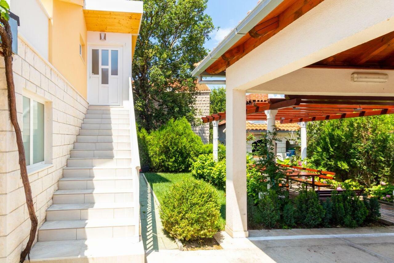 Apartmani Niki Zvekovica Cavtat Luaran gambar